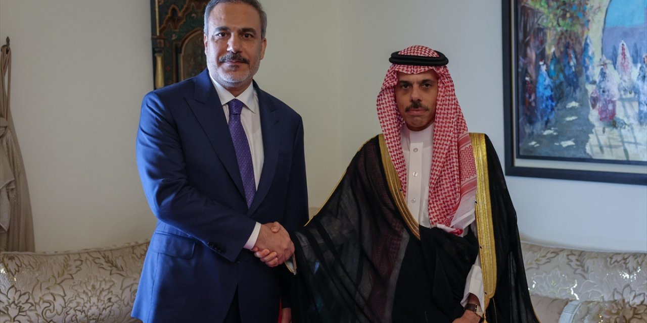 Dışişleri Bakanı Fidan, Suudi Arabistanlı Mevkidaşı Bin Ferhan İle Telefonda Görüştü