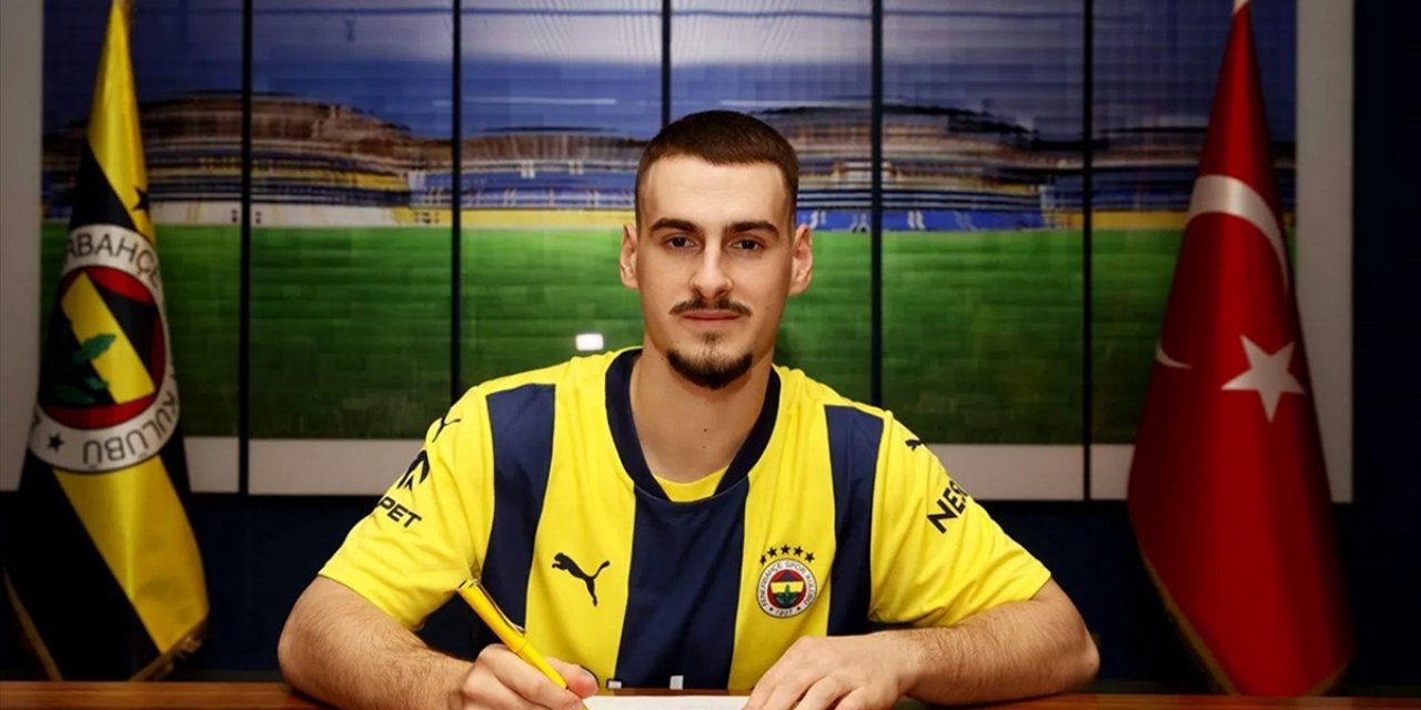 Fenerbahçe, Mimovic'i Zenit'e Kiraladı