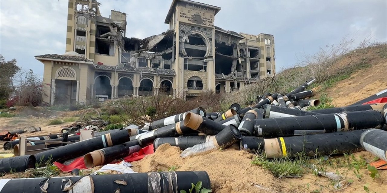 İsrail Güçleri Duvarına Irkçı Sloganlar Yazdığı Gazze'deki Üniversiteyi Mühimmat Çöplüğüne Çevirdi