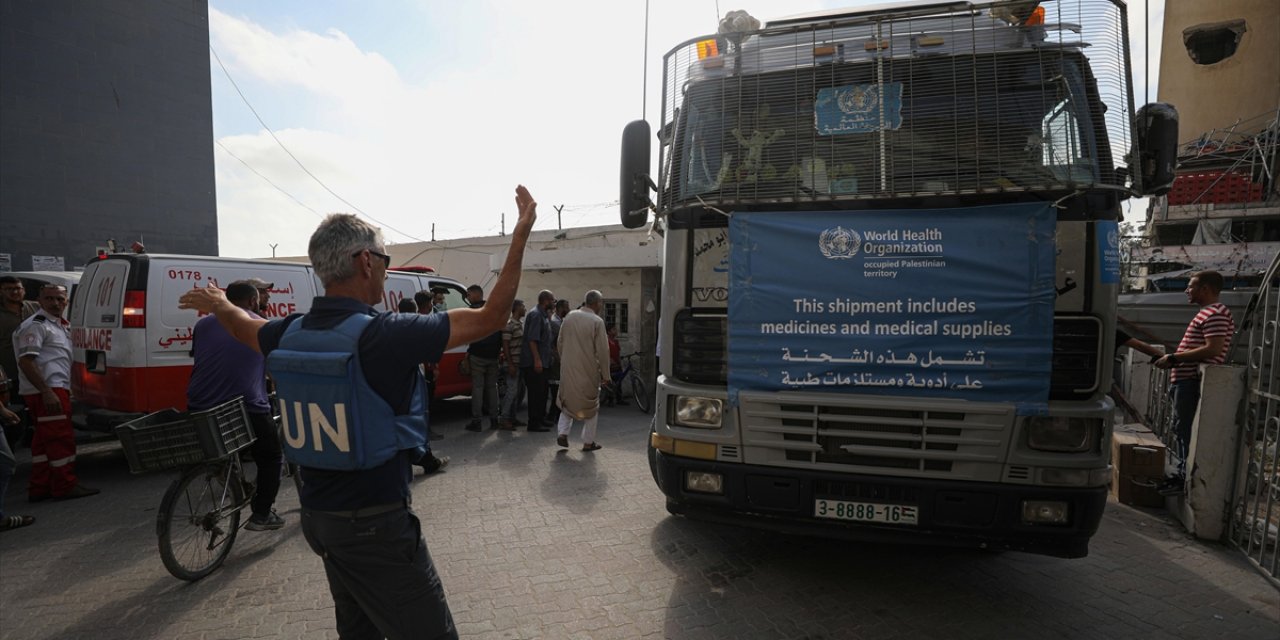 Gazze'deki Hükümet: İsrail, Gerekli İnsani Yardımın Gazze'ye Girişine Engel Oluyor