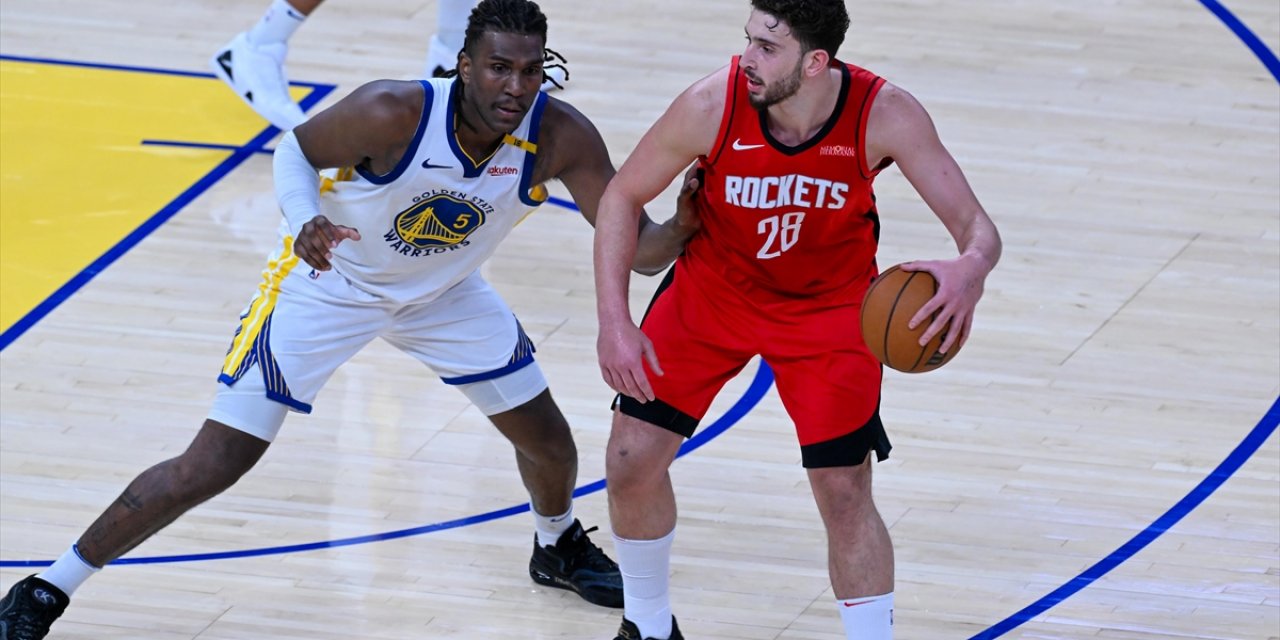Alperen Şengün'ün "Double-Double" Yaptığı Maçta Rockets, Warriors'a 105-98 Yenildi