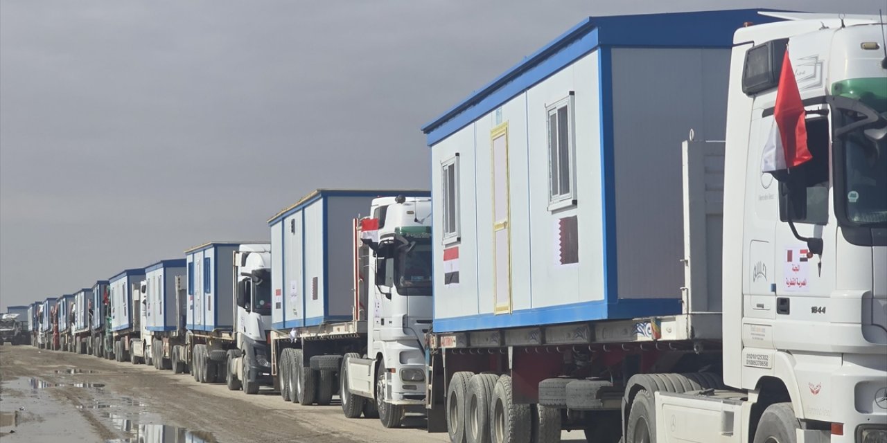 Gazze'deki Hükümet: Refah Sınır Kapısı'nda Bekleyen Konteyner Evler Henüz Bölgeye Ulaştırılmadı