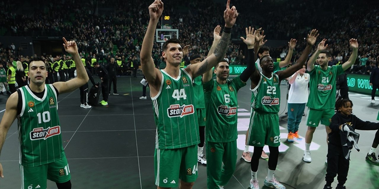Ergin Ataman'ın Çalıştırdığı Panathinaikos, Yunanistan Kupası'nın Sahibi Oldu