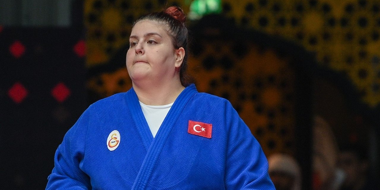 Milli Judocu Hilal Öztürk'ten Azerbaycan'da Gümüş Madalya