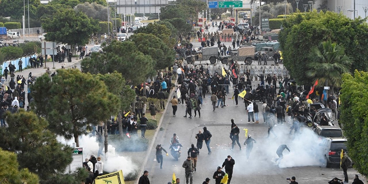 Beyrut Havalimanı Yolunda Çıkan Olaylarda, Lübnan Ordusundan 3'ü Subay 23 Asker Yaralandı