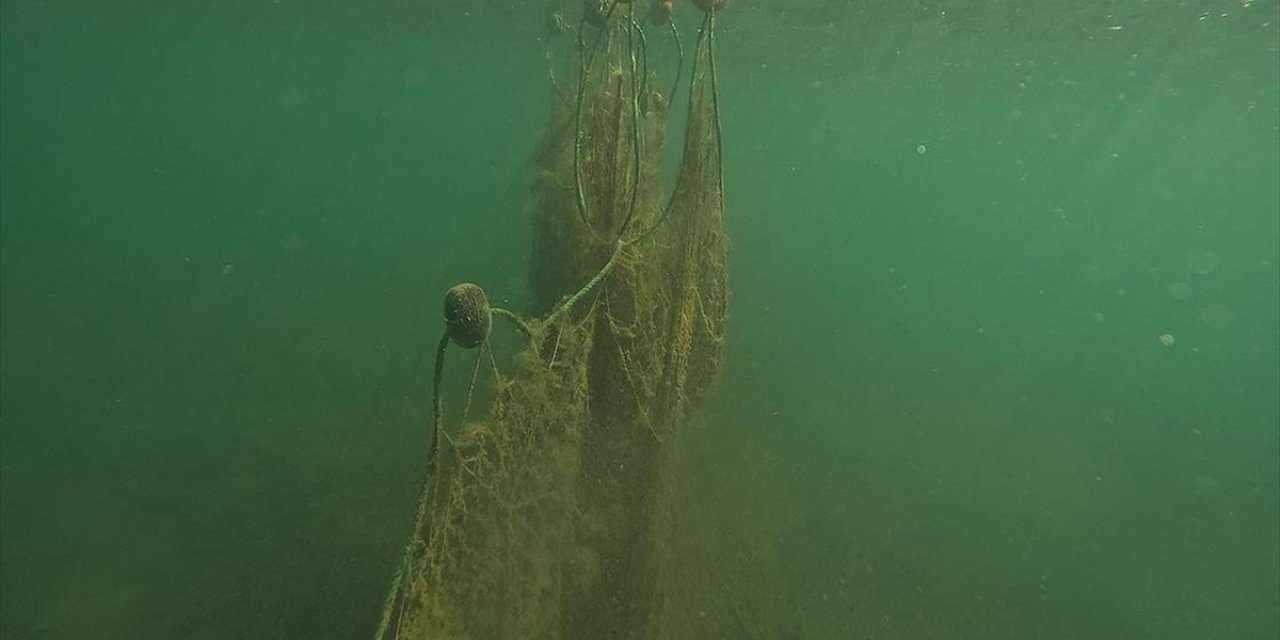 Mavi Sulardan Geçen Yıl 224 Futbol Sahası Büyüklüğünde Hayalet Ağ Çıkarıldı