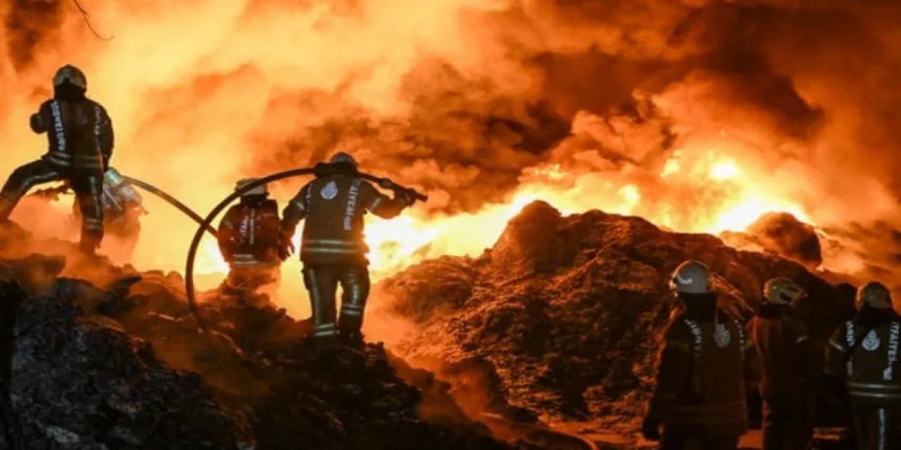 Geri Dönüşüm Tesisinde Korkutan Yangın!