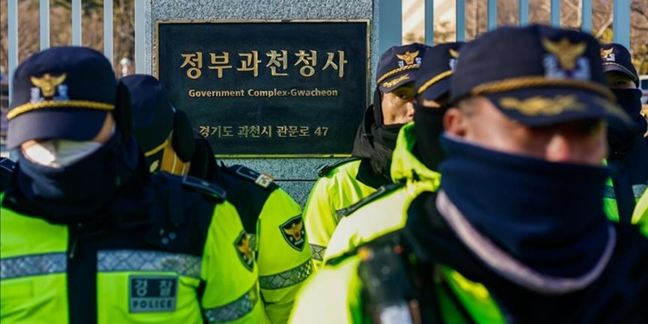 Güney Kore'de Sıkıyönetim İlanına Karışmakla Suçlanan 17 General Ve 13 Subaya Soruşturma Açıldı