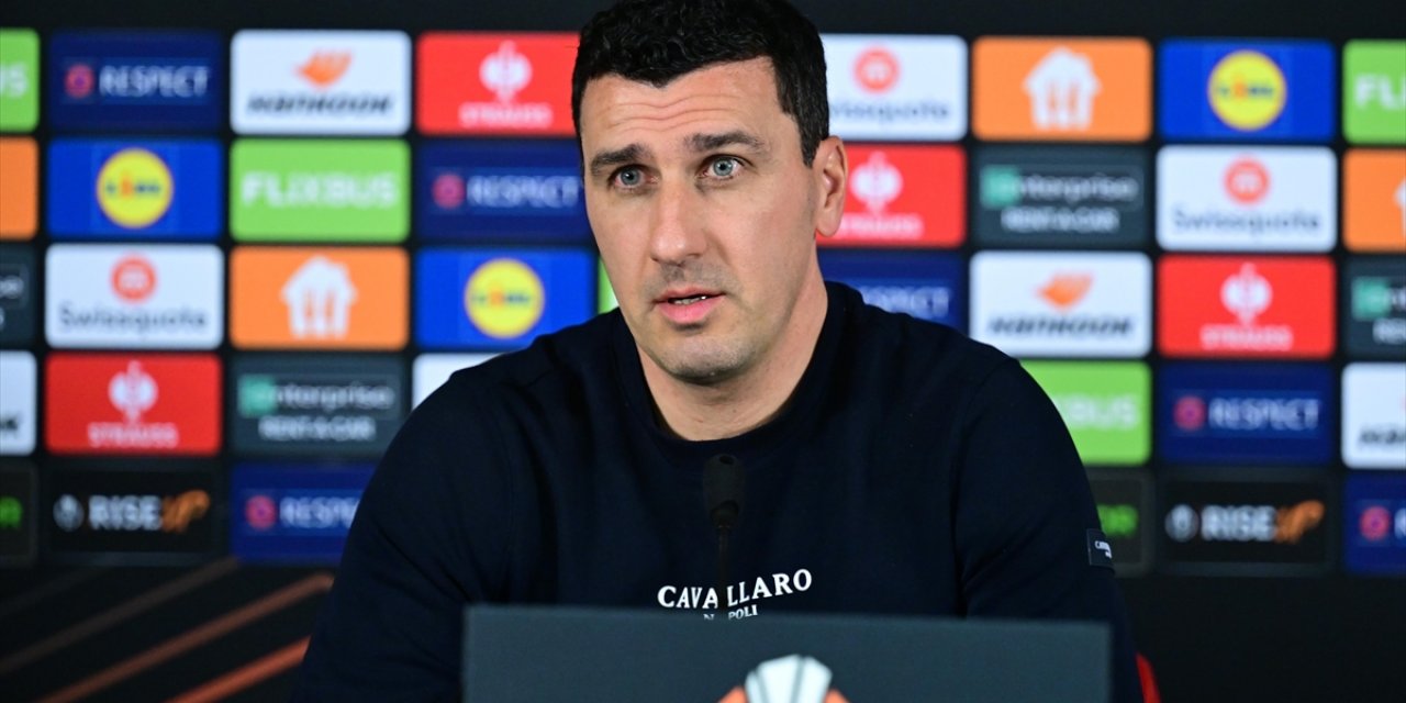 Az Alkmaar Teknik Direktörü Maarten Martens: Yarın Daha İyi Bir Galatasaray Bekleyeceğim