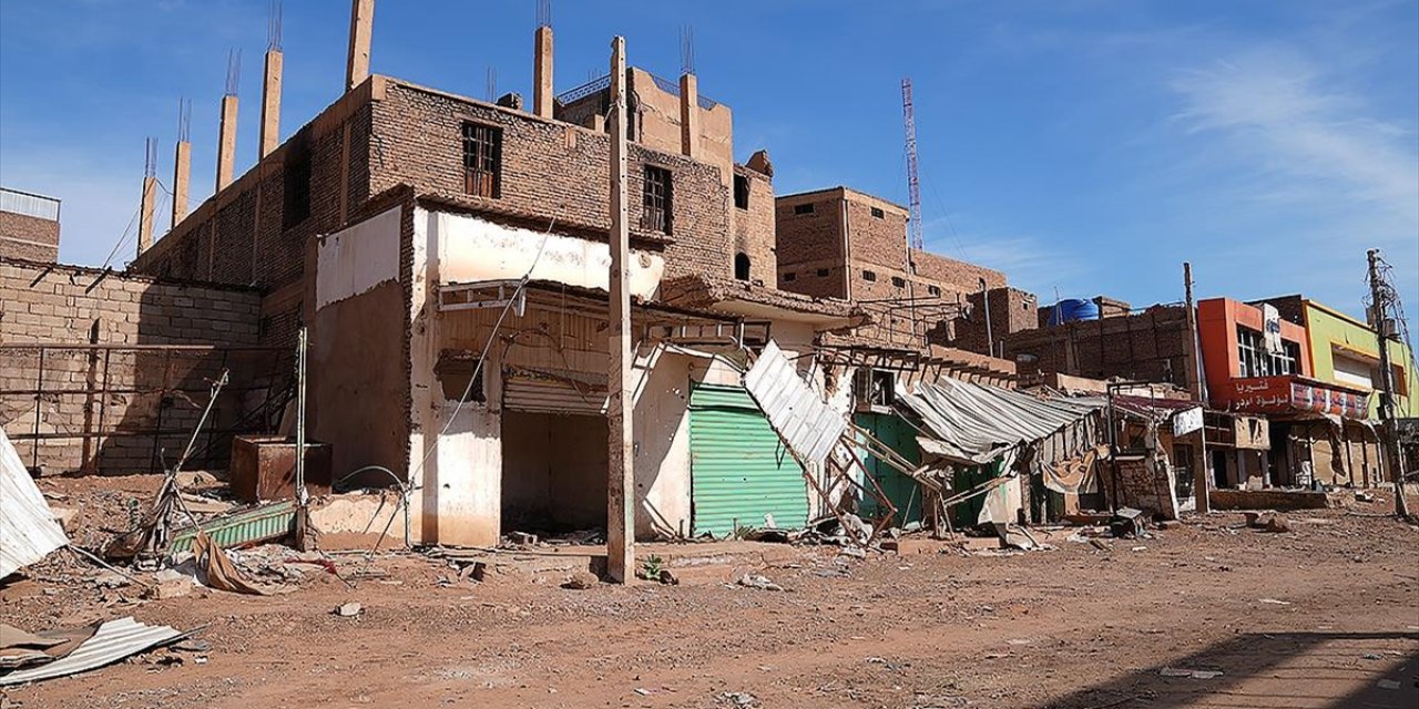 DSÖ: Sudan'da 2 Yıldır Devam Eden Çatışmalar Ülkeyi Benzeri Görülmemiş İnsani Krize Sürükledi