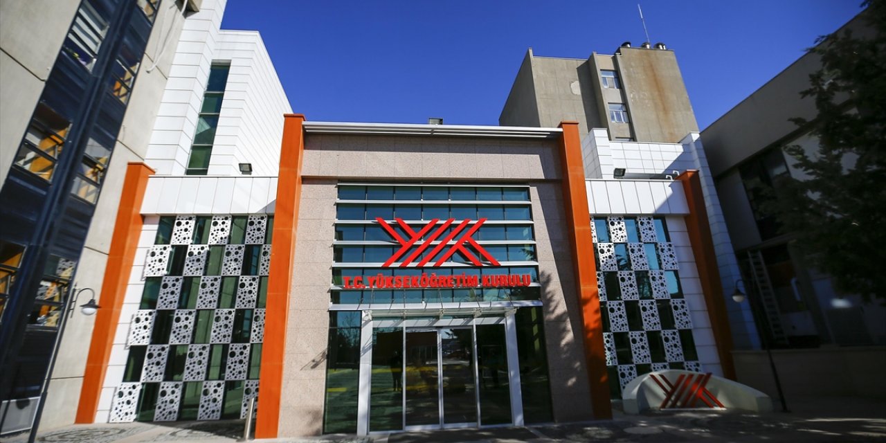 YÖK 20 Uzman Yardımcısı Alacak