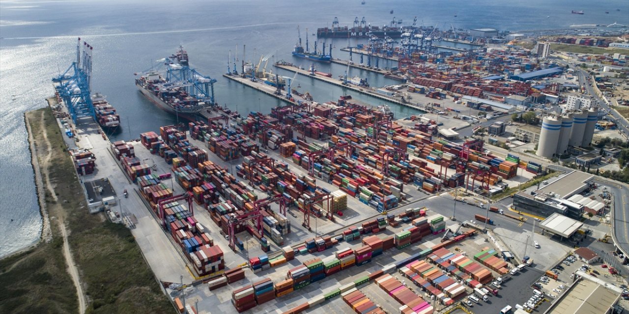 Türkiye'nin 2024'teki Miktar Bazında İhracatı 17 Bin 250 Eyfel Kulesi'nin Ağırlığına Eşit