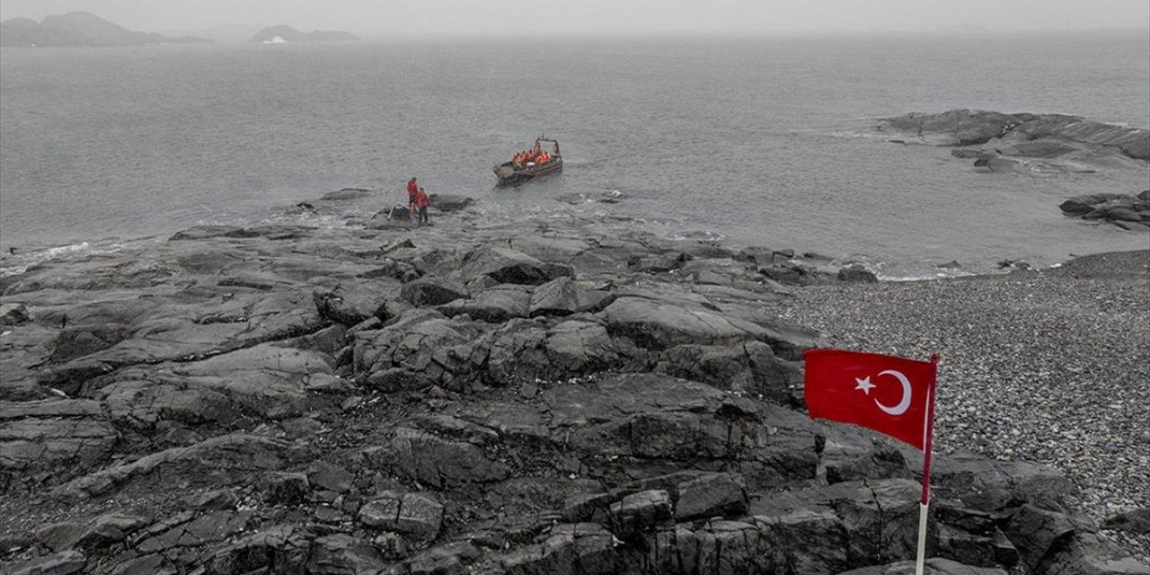 Antarktika Türk Bilimsel Araştırma Kampı'nda Çalışmalar Başladı