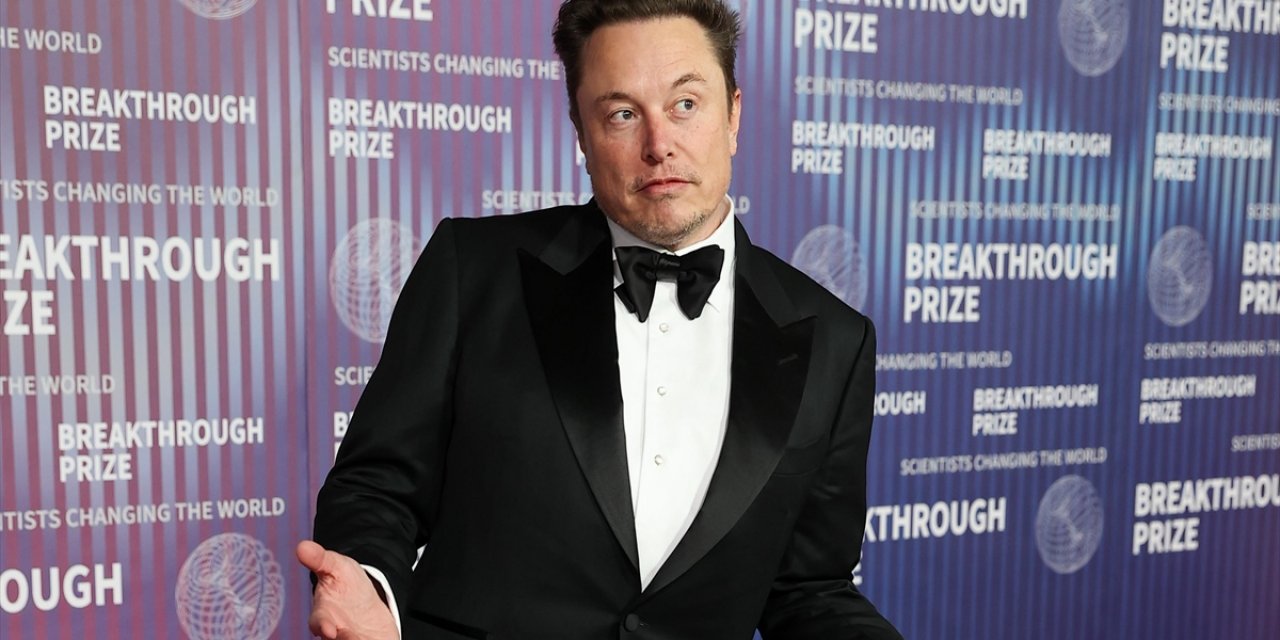 "Grimes", Eski Eşi Musk'tan "Çocuğunun Acil Tıbbi Durumu" Hakkında Yanıt İstedi