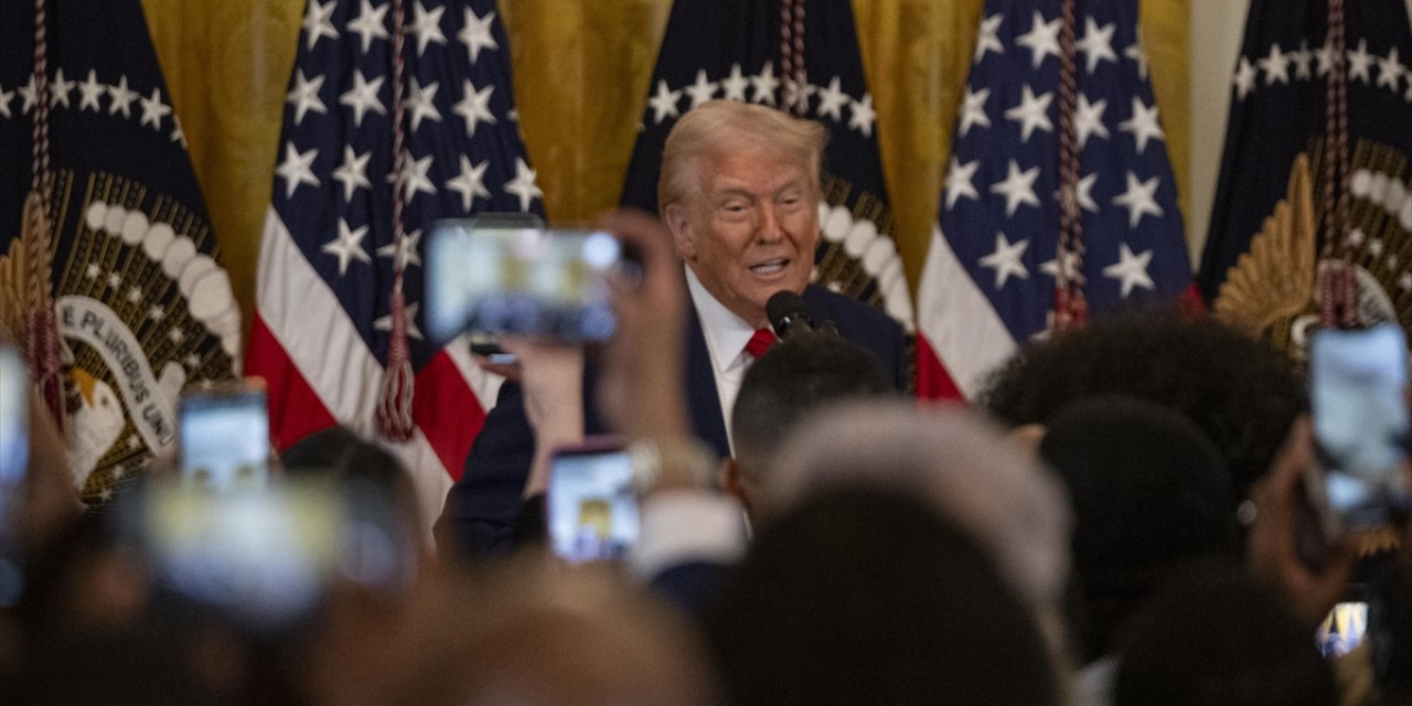 ABD İle Hokey Maçında Kanada Milli Marşı'nın Sözleri Değiştirilerek Trump Protesto Edildi