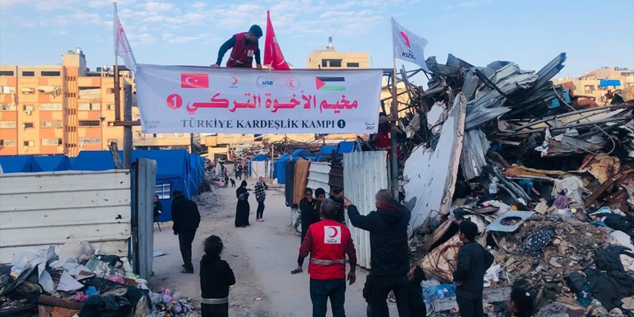 Türk Kızılay, Gazze’de Afad’ın Tedarik Ettiği Çadırlarla Kamplar Kuruyor