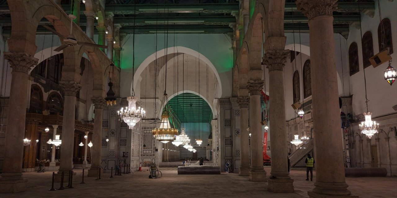 Şam'daki Emevi Camisi'nde Bakım ve Onarım Çalışması Yapılıyor