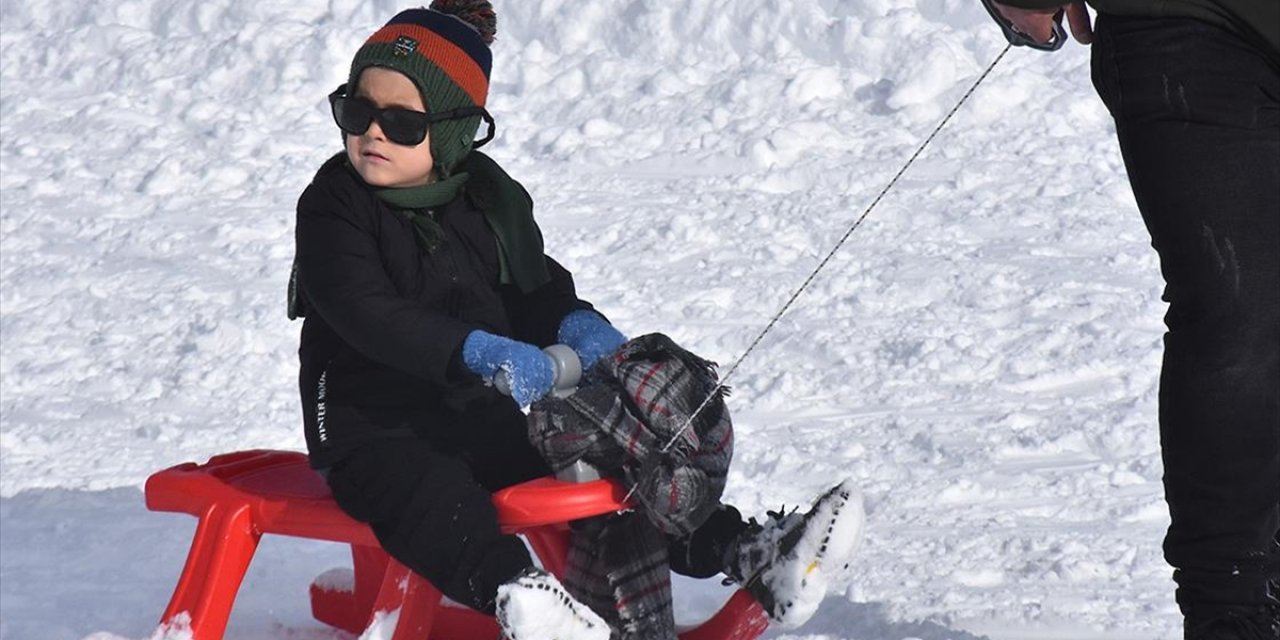 Van'daki Abalı Kayak Merkezi Sezonu Açtı