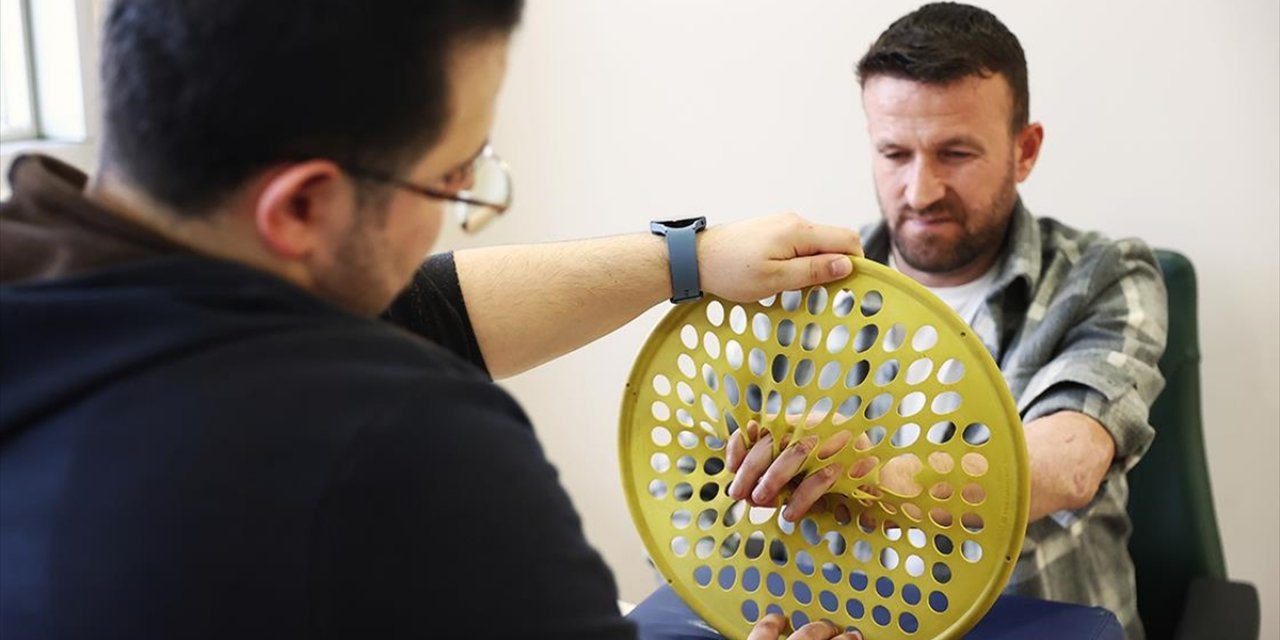 Trafik Kazasında Ağır Yaralanan Tır Şoförü, Havza Fizik Tedavi Merkezi'nde Şifa Buldu