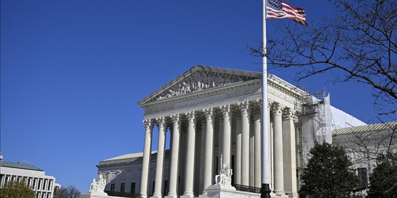 ABD Yüksek Mahkemesi: Trump'ın Azlettiği Özel Yetkili Savcılık Ofisi Başkanı Görevine Devam Edebilir