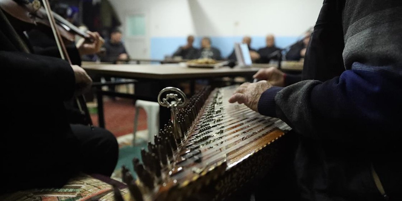 Erzincan'da "Herfene Geceleri"yle Asırlık Köy Geleneği Yaşatılıyor