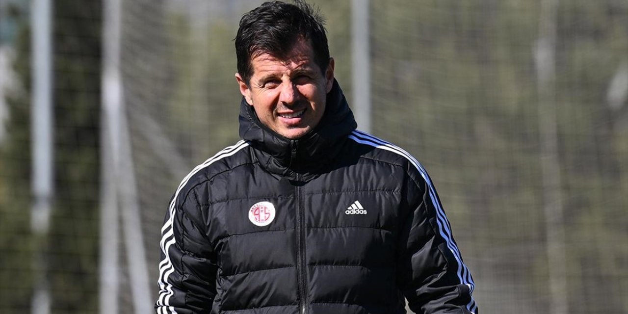 Antalyaspor, Emre Belözoğlu İle Sahasındaki İlk Galibiyetin Mutluluğunu Yaşıyor