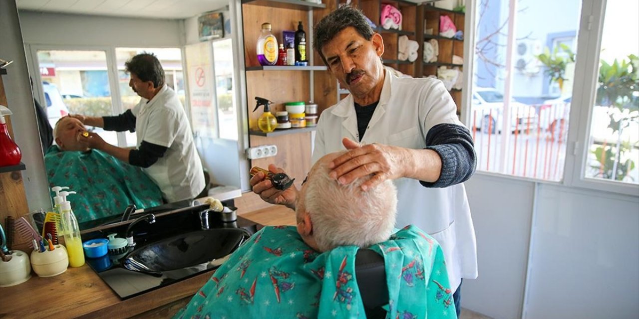 Finikeli Berber 62 Yıldır Mesleğini Sürdürüyor