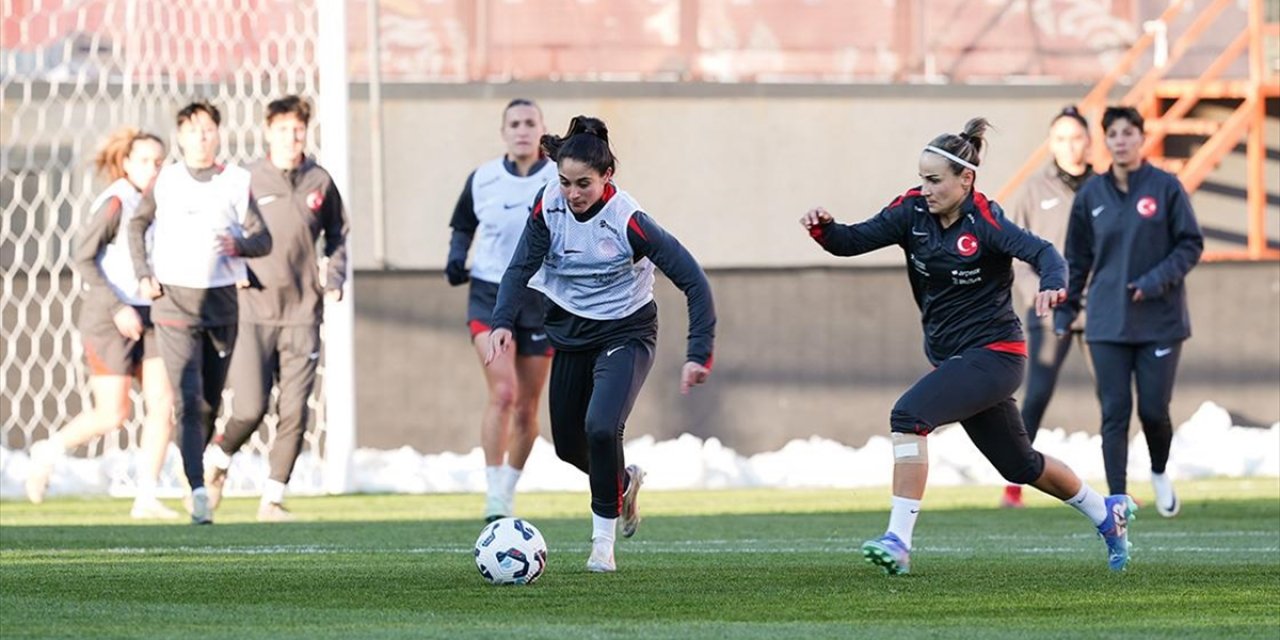 A Milli Kadın Futbol Takımı'nın Yunanistan Maçında Tek Hedefi Galibiyet