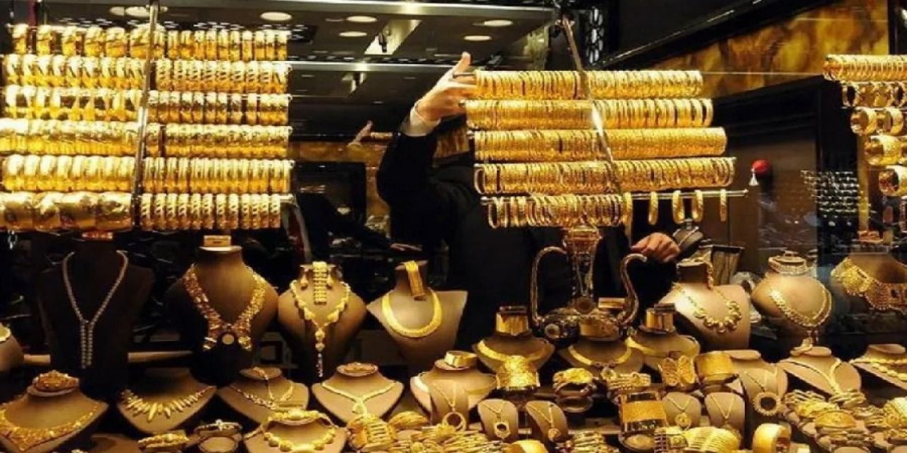 Altın Yatırımcılarına Uzmanından 'sert Düşüş' Uyarısı! Tarih Verildi...