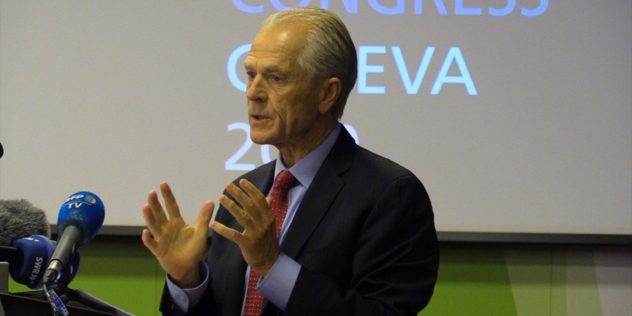 Trump'ın Danışmanı Navarro, Dijital Hizmet Vergileri İçin Karşılıklı Tarife Belirleyeceklerini Söyledi