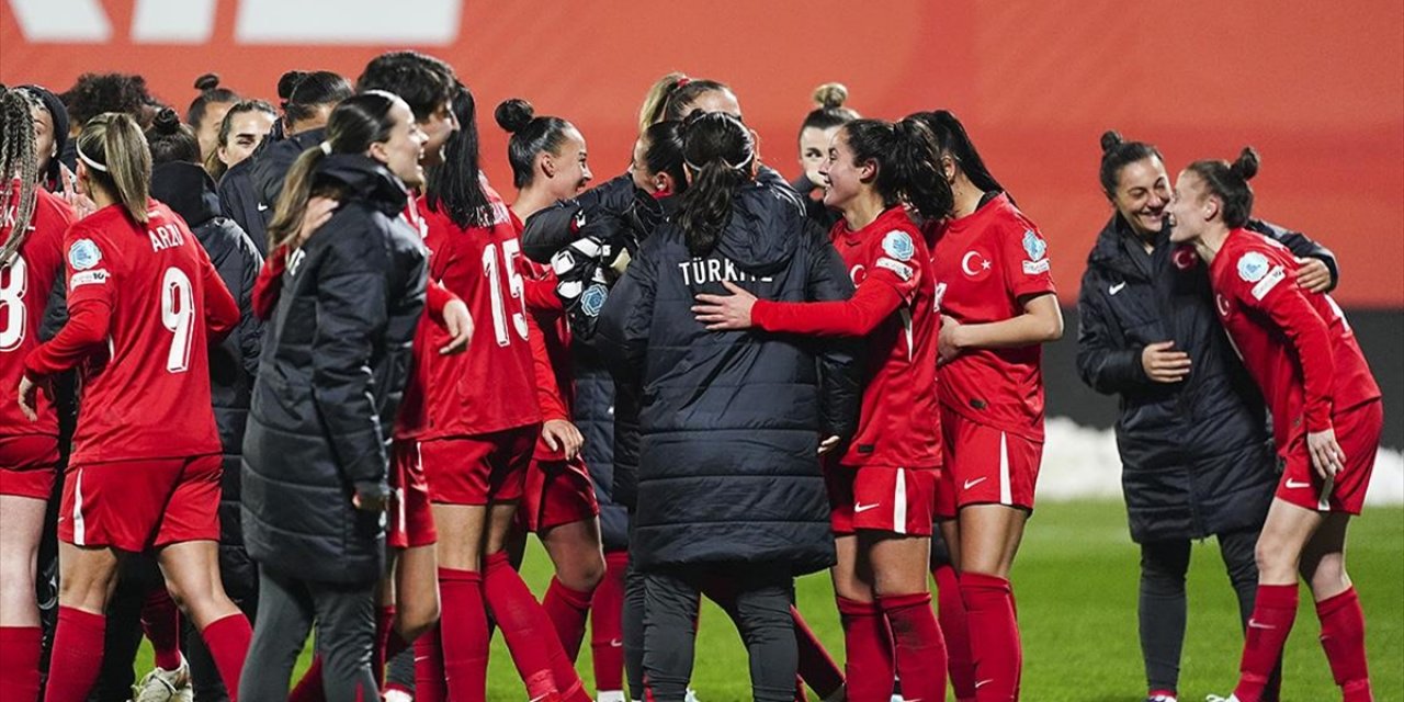 A Milli Kadın Futbol Takımı, Yunanistan'ı 1-0 Mağlup Etti