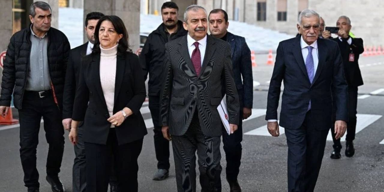 DEM Parti Heyeti 3. Kez İmralı'ya Gidiyor! Tarih Belli Oldu. Heyette Yedi Kişi Olacak