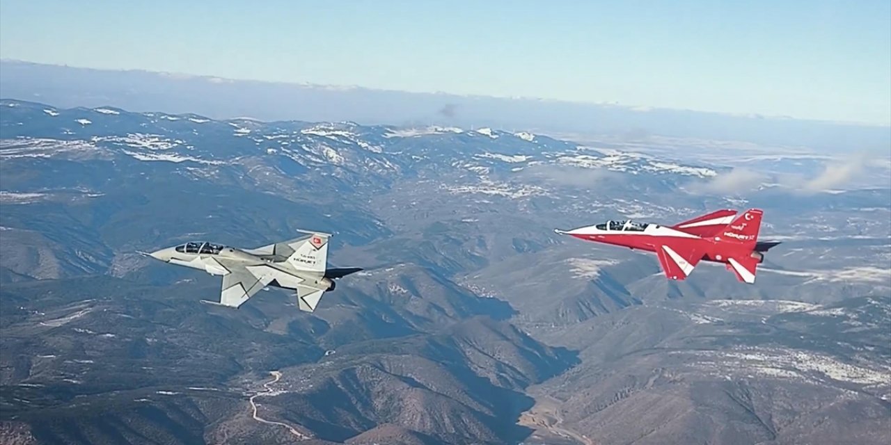 Türk ve İspanyol Hava Kuvvetleri Komutanları 2 Hürjet İle Kol Uçuşu Yaptı