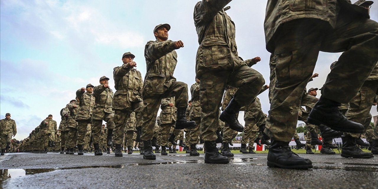 Milli Savunma Bakanı Güler, Dövizle Askerlikten Geçen Yıl 7 Bin 885 Yükümlünün Yararlandığını Açıkladı