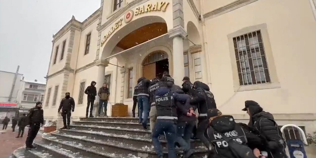Suç Örgütlerine Yönelik "Hücre-14" Operasyonlarında 11 Şüpheli Tutuklandı
