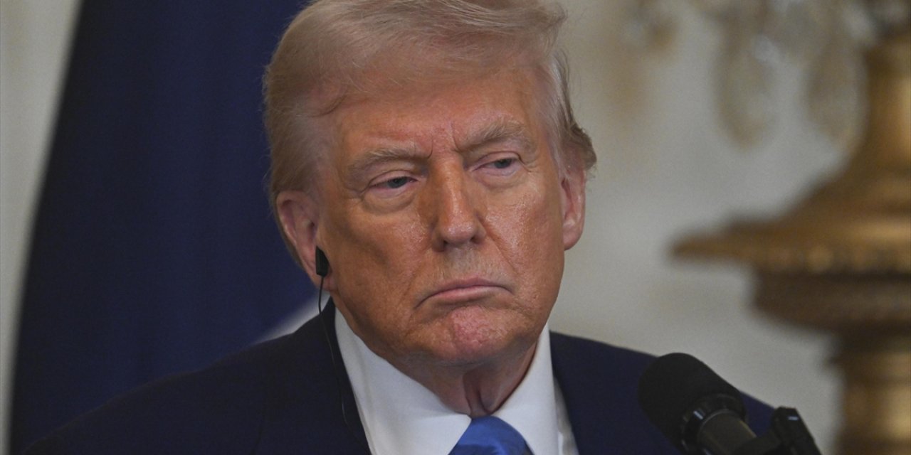 Trump, Meksika ve Kanada'ya Yönelik Tarifelerin 4 Mart'ta Yürürlüğe Gireceğini Açıkladı