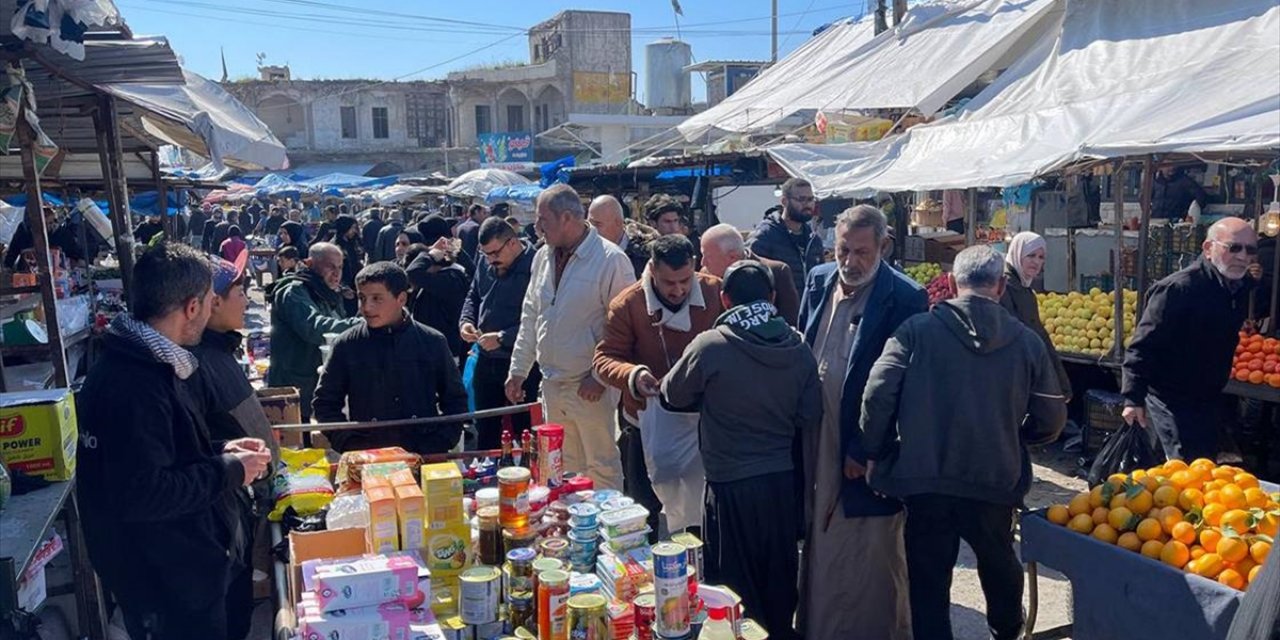 Kerkük'te Halk Ramazan Öncesi Çarşı ve Pazarları Doldurdu