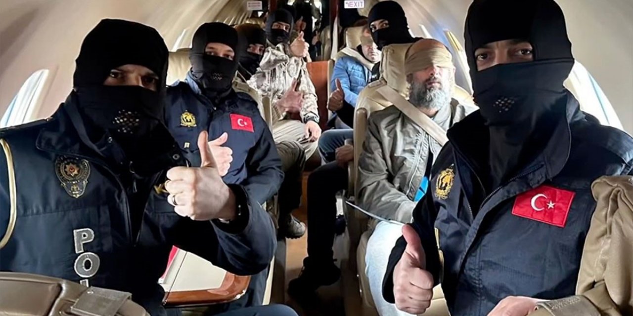 Kırmızı Bültenle Aranan Sinan Memi ve Atakan Avcı Türkiye'ye Getirildi