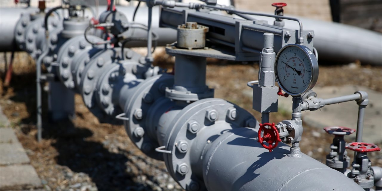 Türkiye'nin Petrol İthalatı Geçen Yıl Aralıkta Yüzde 3,4 Azaldı