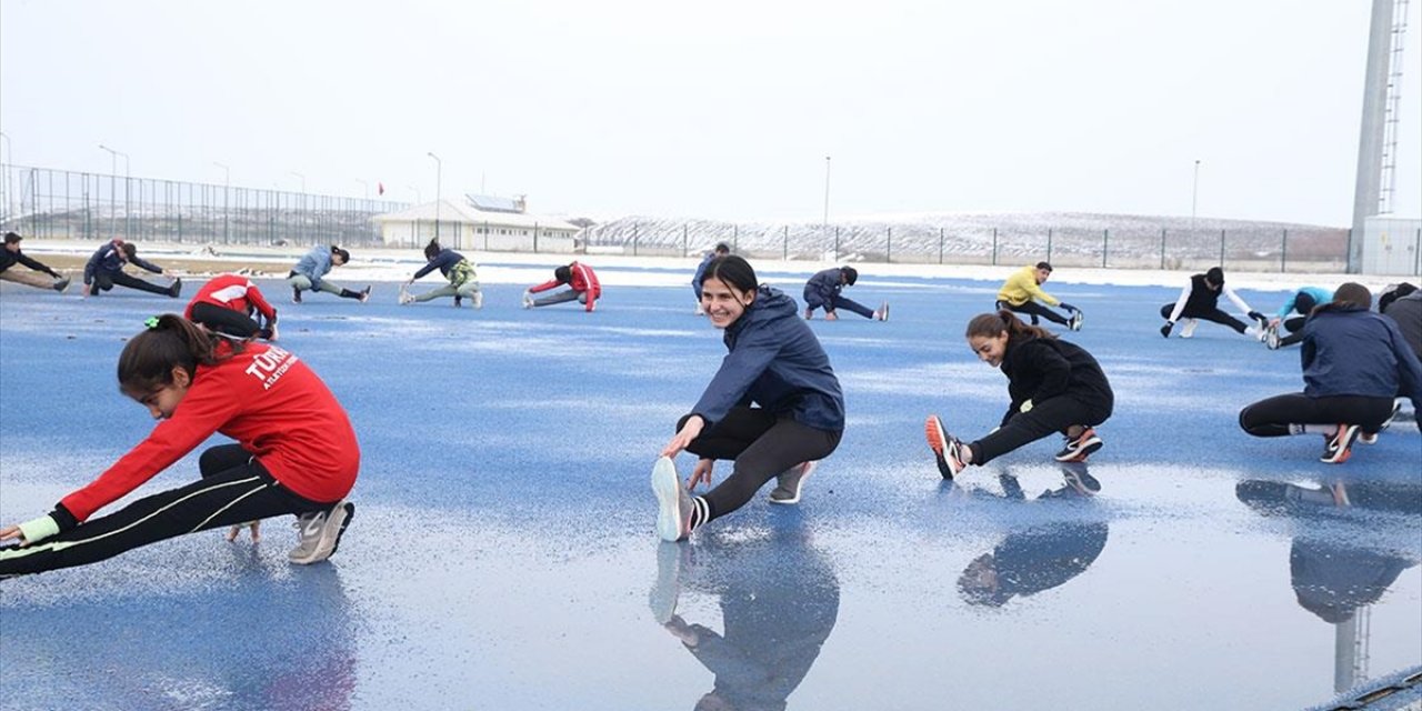 Dondurucu Soğukta Yarışlara Hazırlık