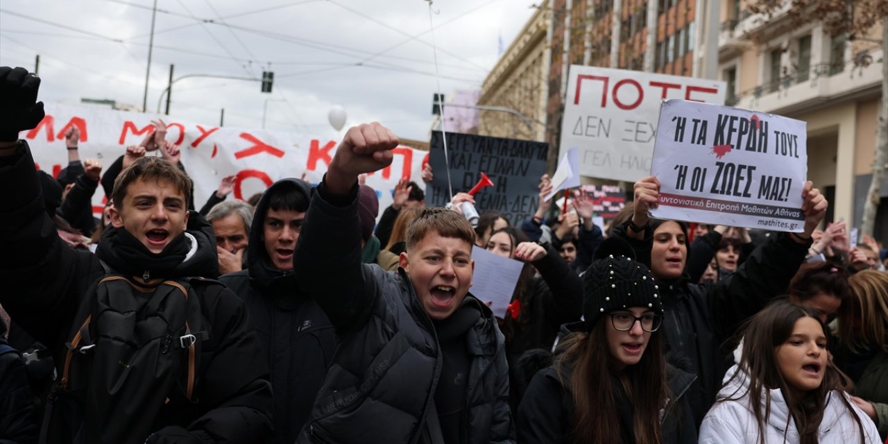 Yunanistan’da Grev ve Protestolar, Hayatı Olumsuz Etkiledi
