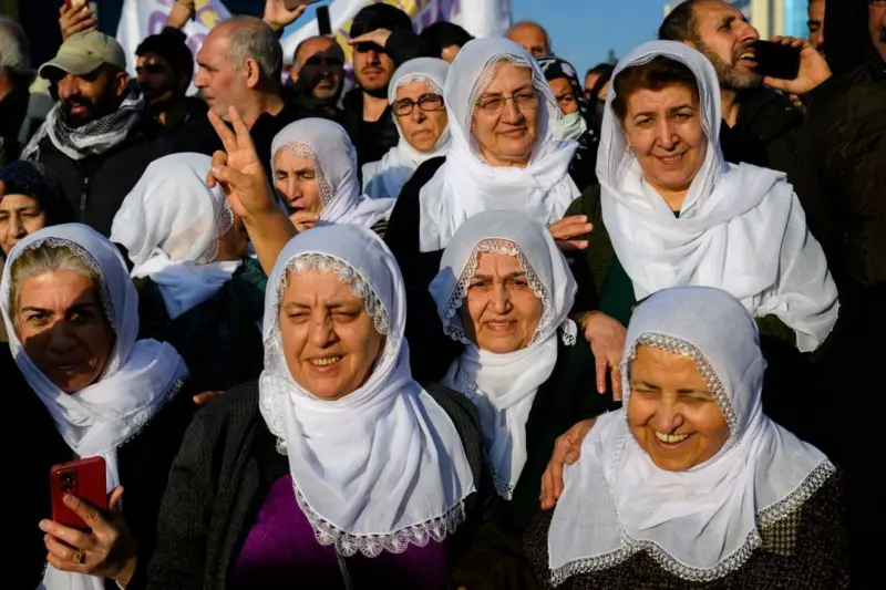 Öcalan'ın PKK'ya Silah Bırakma Çağrısına Dünyadan Tepkiler Ne Oldu?