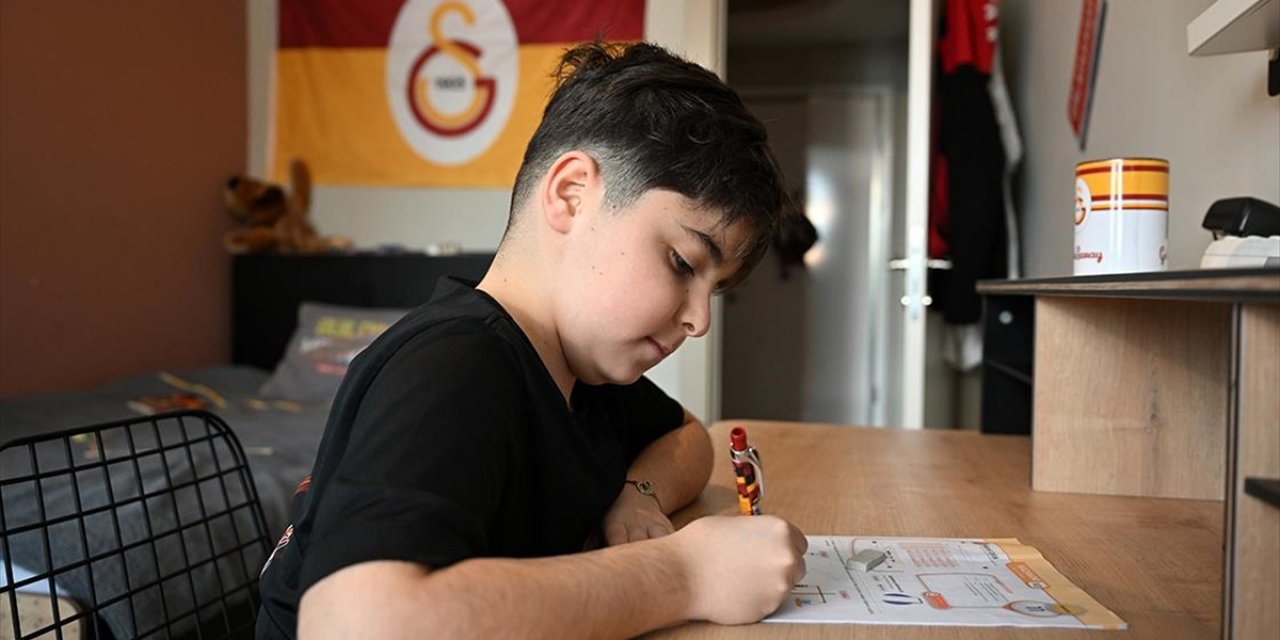 DMD Hastası Çağan'ın En Büyük Hayali Galatasaray'ı Tribünden İzlemek