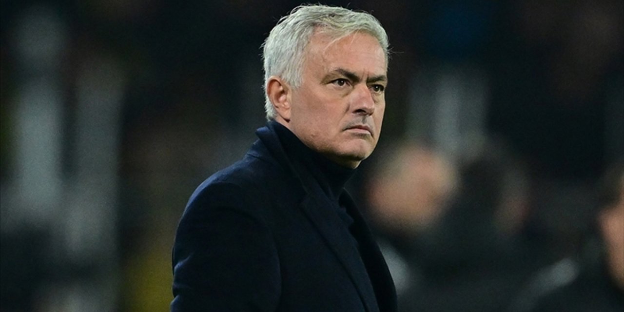 Jose Mourinho, Galatasaray'a 1 Milyon 907 Bin Liralık Tazminat Davası Açtı