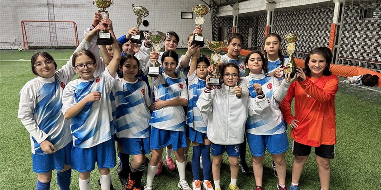 Namağlup Şampiyon Kızların Hayali, Milli Takım Forması