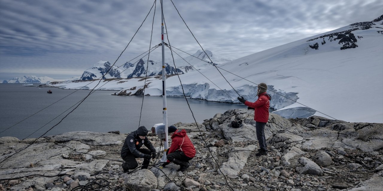 Sanayi ve Teknoloji Bakanı Kacır: Antarktika'da Yakın Uzay Gözlem İstasyonu Kuruldu