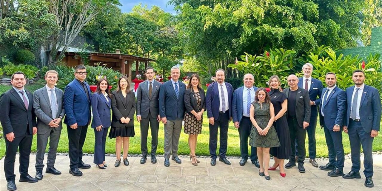 Deik, Latin Amerika Pazarında Türkiye'yi Bekleyen Yeni Fırsatları Tanıttı