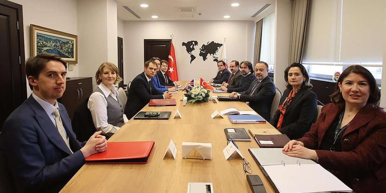 Suriye Konulu İstişarelerde, Suriye'ye Yönelik Yaptırımların Kaldırılması Gündeme Getirildi