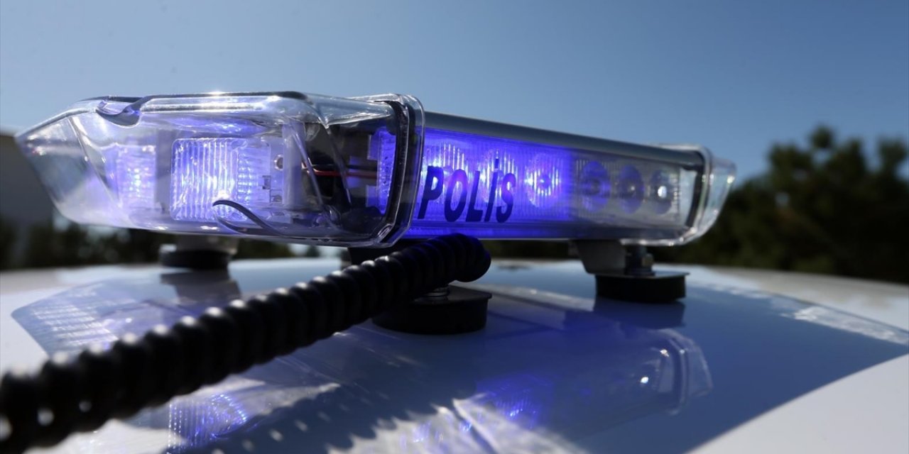 İstanbul Merkezli Yasa Dışı Bahis ve Para Aklama Operasyonunda 24 Şüpheli Yakalandı