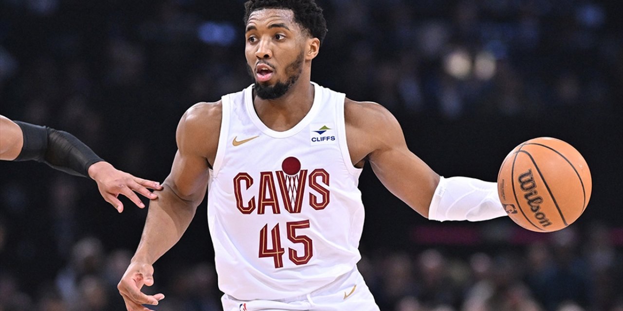 NBA'de Cleveland Cavaliers Play-Off'a Kalmayı Garantileyen İlk Takım Oldu